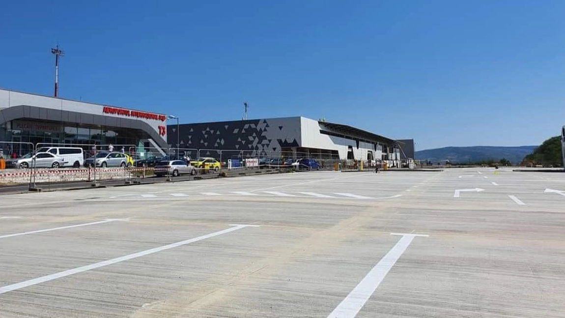 Cât trebuie să plătească pasagerii pentru o oră de staționare în parcarea Aeroportului Internațional din Iași