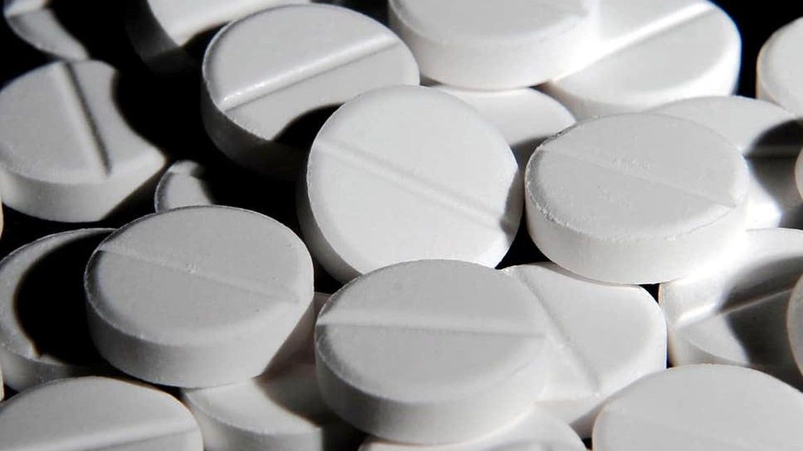 „Provocarea Paracetamol” face ravagii pe Tik Tok! Medicii atrag atenția că tinerii pot muri