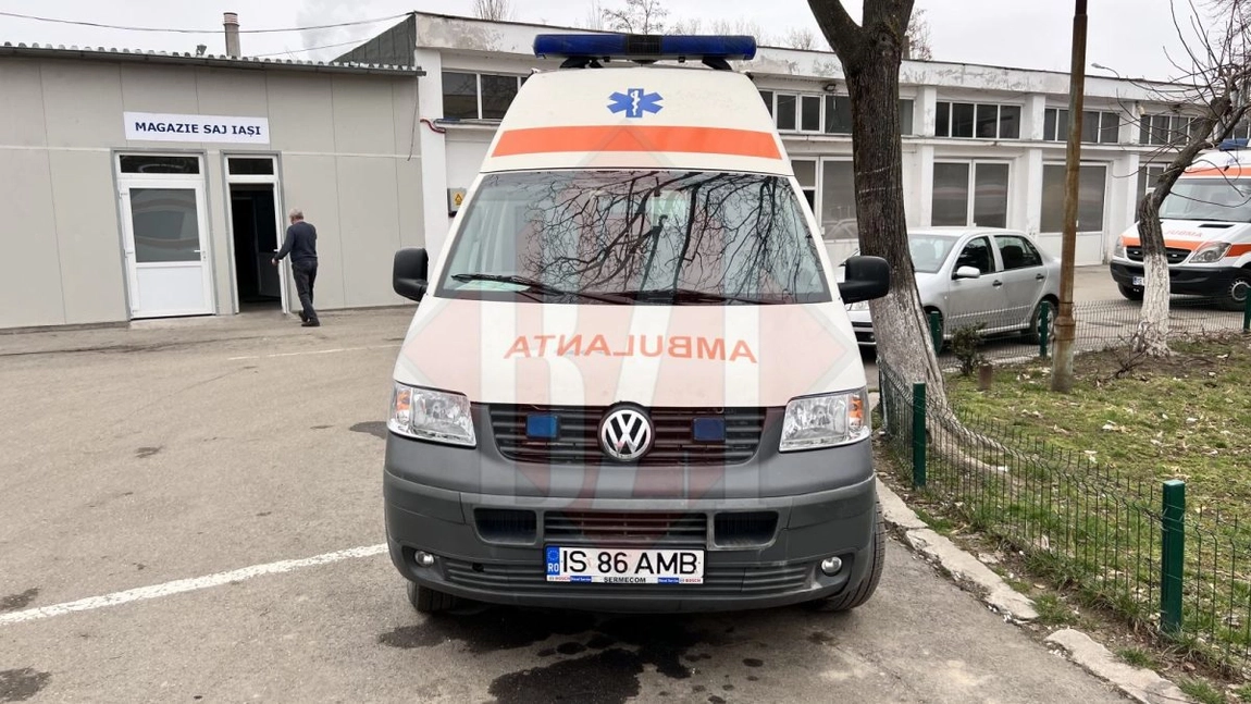 Un bărbat de 64 ani, transportat la spital într-o stare critică din cauza hipotermiei severe. Avea temperatura corporală de 26°C