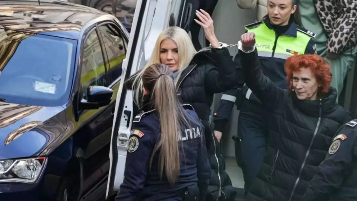 Totul despre Sanda Răileanu, femeia încătușată alături de Laura Vicol. Ce rol a avut aceasta în dosarul Nordis