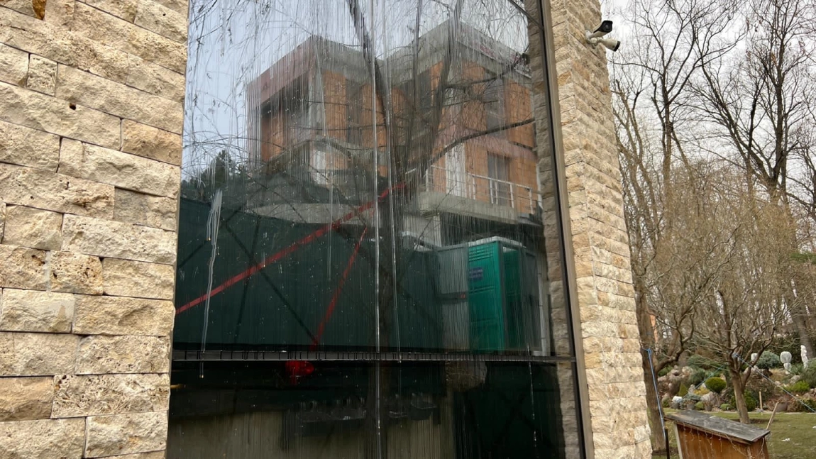 Alarmant! Justiția din Iași, la mâna infractorilor? Război de tip mafiot, în Copou: șantaj, amenințări cu moartea și violare de domiciliu. „O să vă omorâm, o să îți violăm fiica”