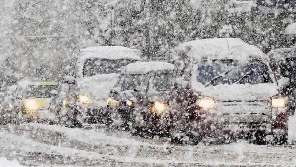 Se întorc ninsorile! În ce orașe din țară ninge după Paște