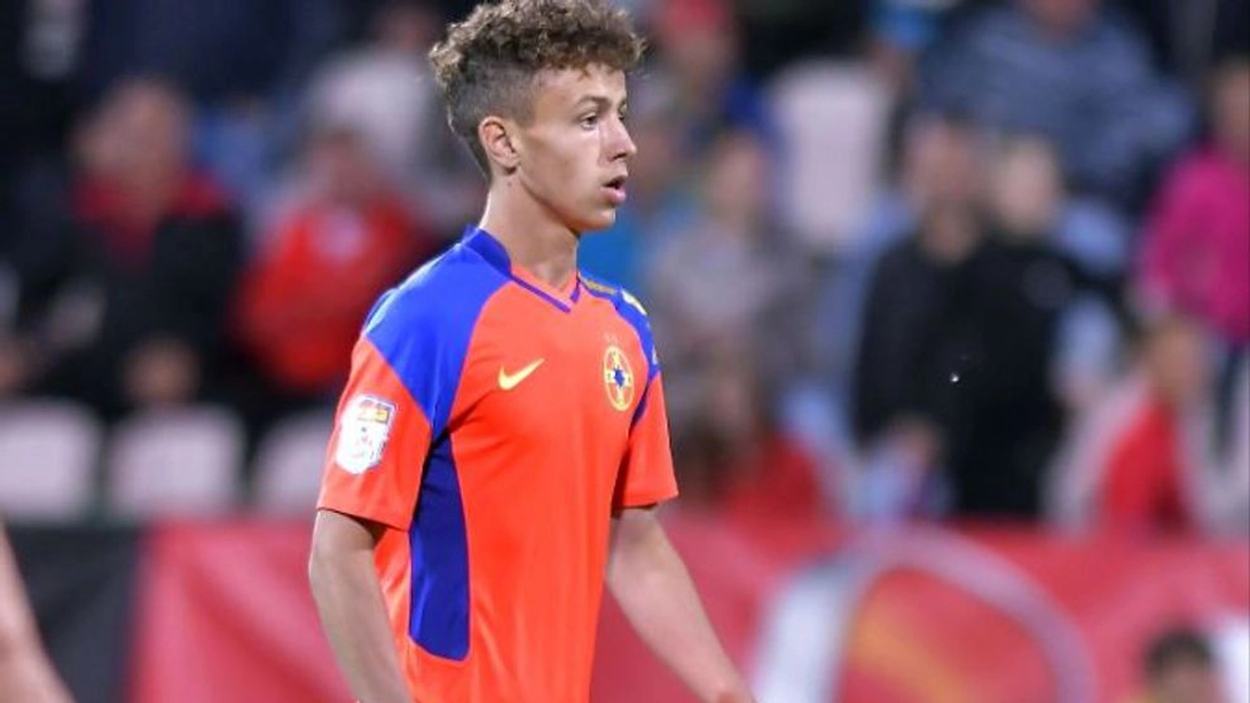 Imagini sfâșietoare de la înmormântarea juniorului de la FCSB, Luca Manolache! Gestul cutremurător pe care Meme Stoica