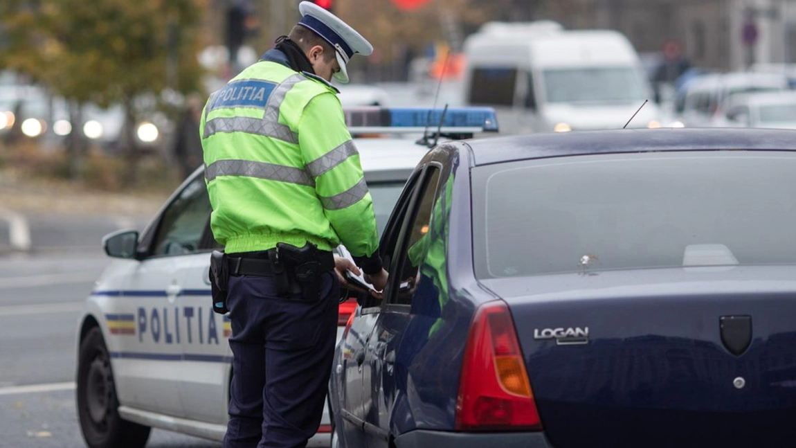 Un șofer din Iași care nu a respectat indicația unui indicator rutier s-a ales cu dosar penal