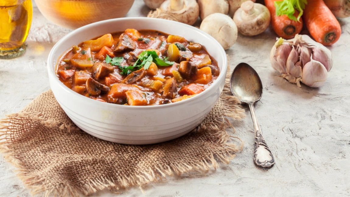 Tocăniță de ciuperci mănăstirească, de post! Iată cum să faci un preparat delicios!