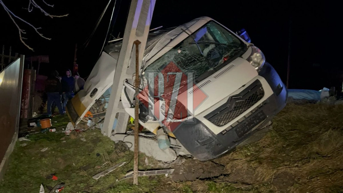 Poliţiştii ieşeni fac primele precizări după accidentul mortal de azi noapte. Iată cum s-a produs tragedia de la Gorban