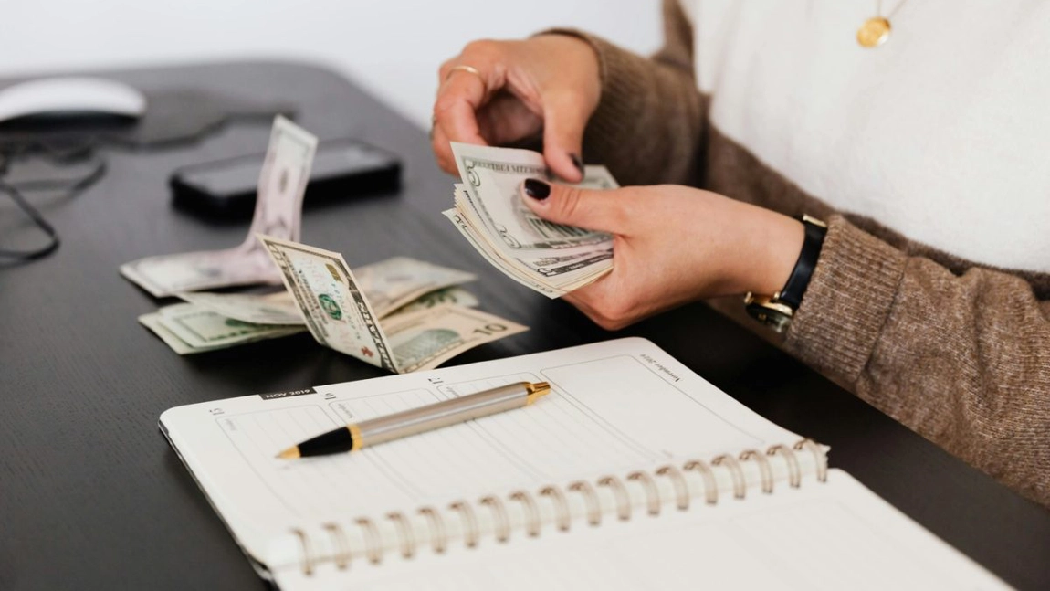 Cum să faci rost de bani rapid fără să apelezi la un credit bancar