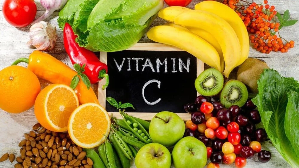 Când se ia vitamina C, dimineața sau seara. Ce beneficii are și care sunt cele mai importante surse