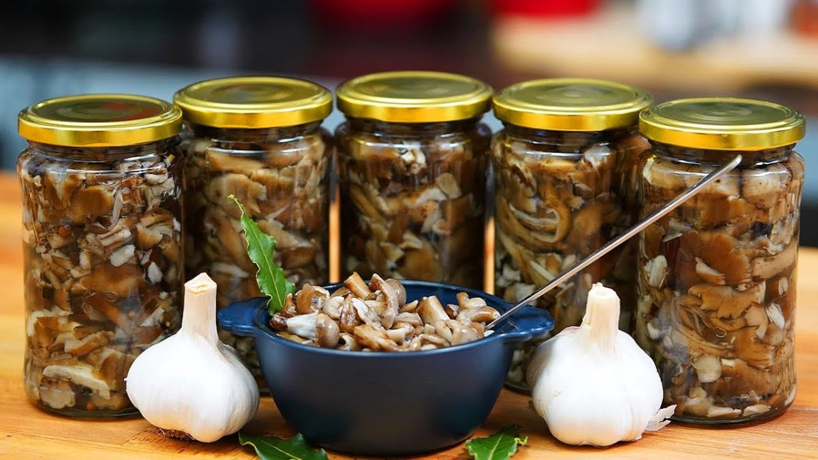 Cum se prepară ghebele în oțet. Unele dintre cele mai delicioase rețete de iarnă pe bază de ciuperci