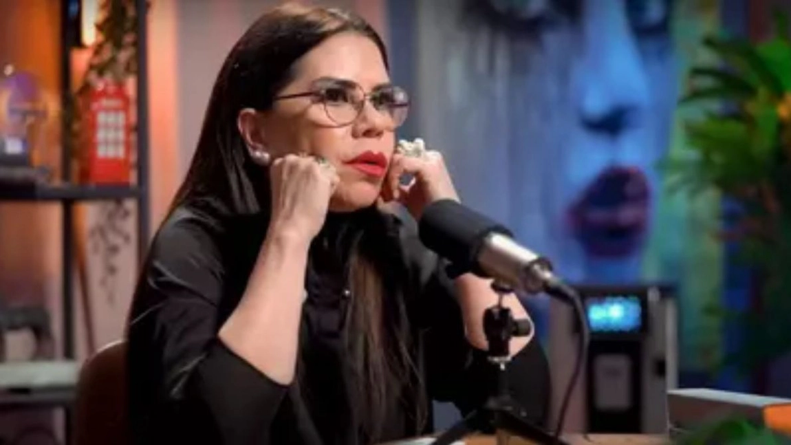 Vorbele unui călugăr au făcut-o pe Luminița Anghel să renunțe la Măriuca. La scurt timp, artista a rămas însărcinată