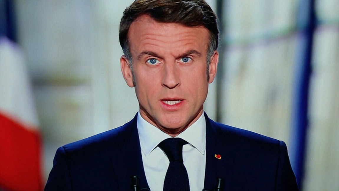 Emmanuel Macron a cerut companiilor europene să-şi suspende investiţiile planificate în Statele Unite