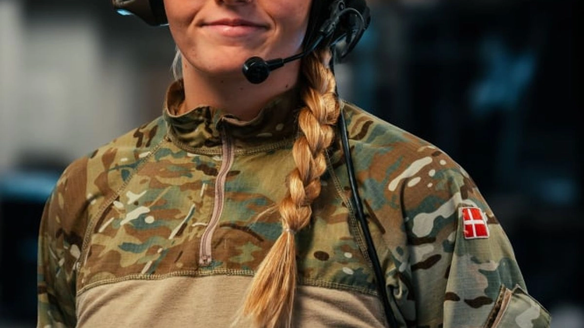 Danemarca va introduce serviciul militar obligatoriu şi pentru femei