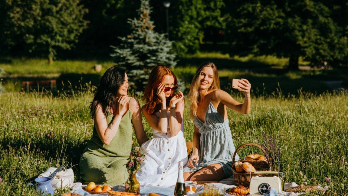 Cum să alegi activitățile de weekend potrivite în funcție de personalitatea ta (P)