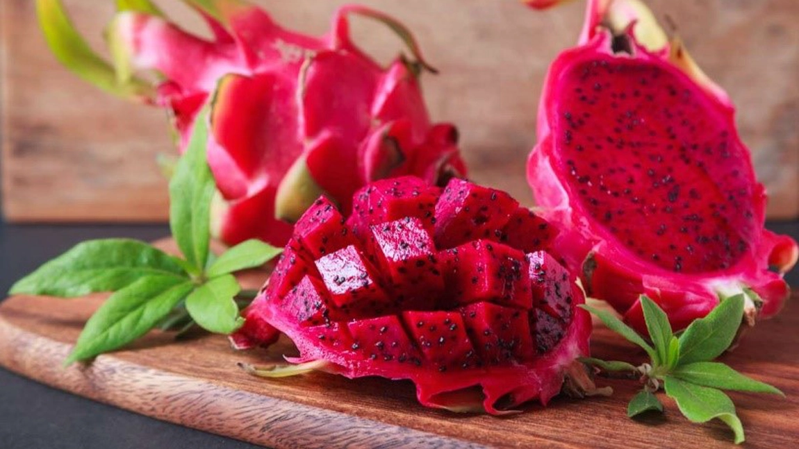 Pitaya, fructul exotic plin de vitamine. Află care sunt beneficiile consumului acestui fruct