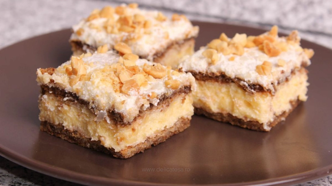 Rețeta delicioasă pentru prajitura cu biscuiți și bezea