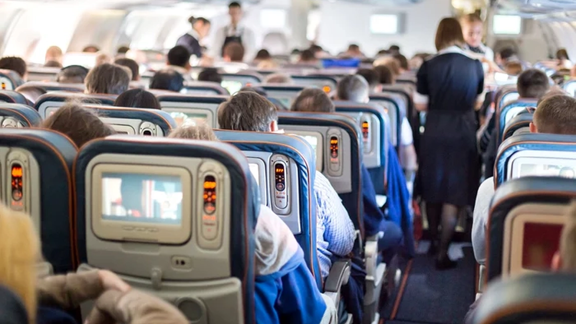 Se schimbă regulile de călătorie în 2025! Nu mai ai voie să urci în avion dacă faci asta