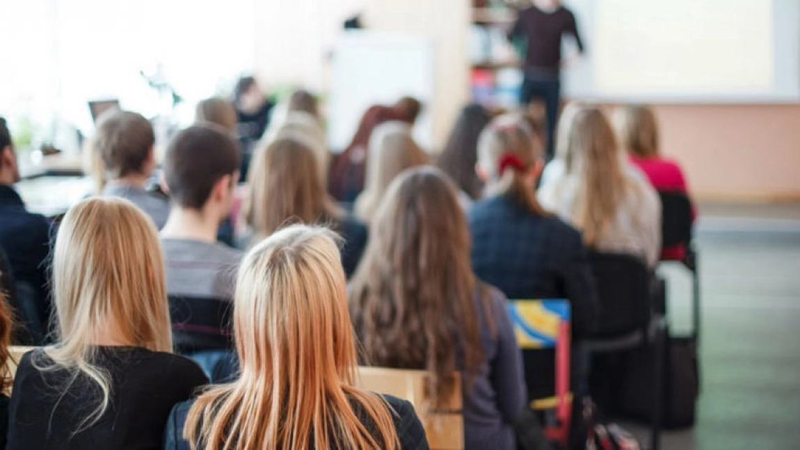 Studenții și tinerii familiști își pot deconta plata chiriei! Iată ce condiții trebuie îndeplinite