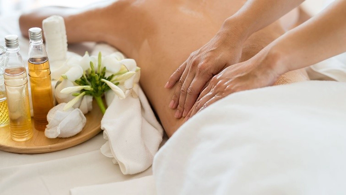 Uleiul de magneziu pentru masaj: secretul relaxării și vindecării naturale