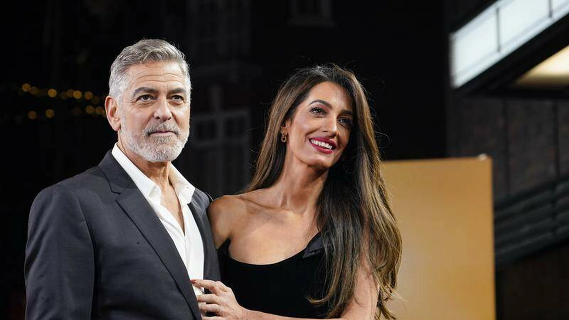 George Clooney, despre căsnicia cu Amal: „Îi scoate din minți pe prietenii noștri”