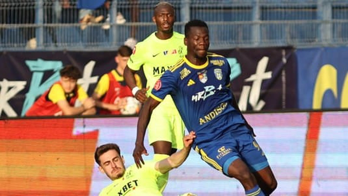 Meci cu emoții pentru Poli Iași! Două eliminări și gol anulat de VAR. Echipa lui Miriuță râmâne departe de retrogradare