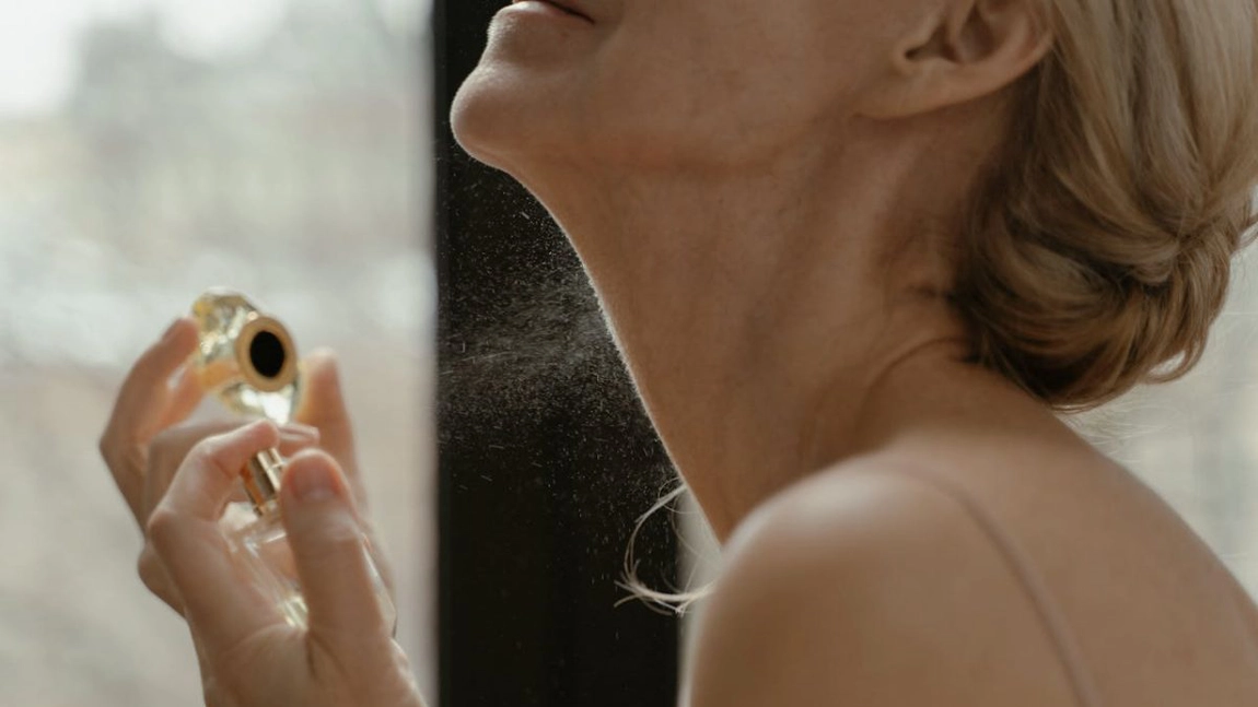 Note de vârf, note de mijloc și note de bază - înțelege arhitectura unui parfum