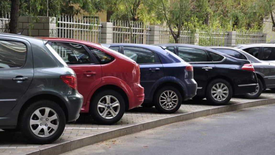 Primăria Municipiului Iași mai scoate la licitație, spre finalul lunii aprilie, opt locuri de parcare în două zone din oraș