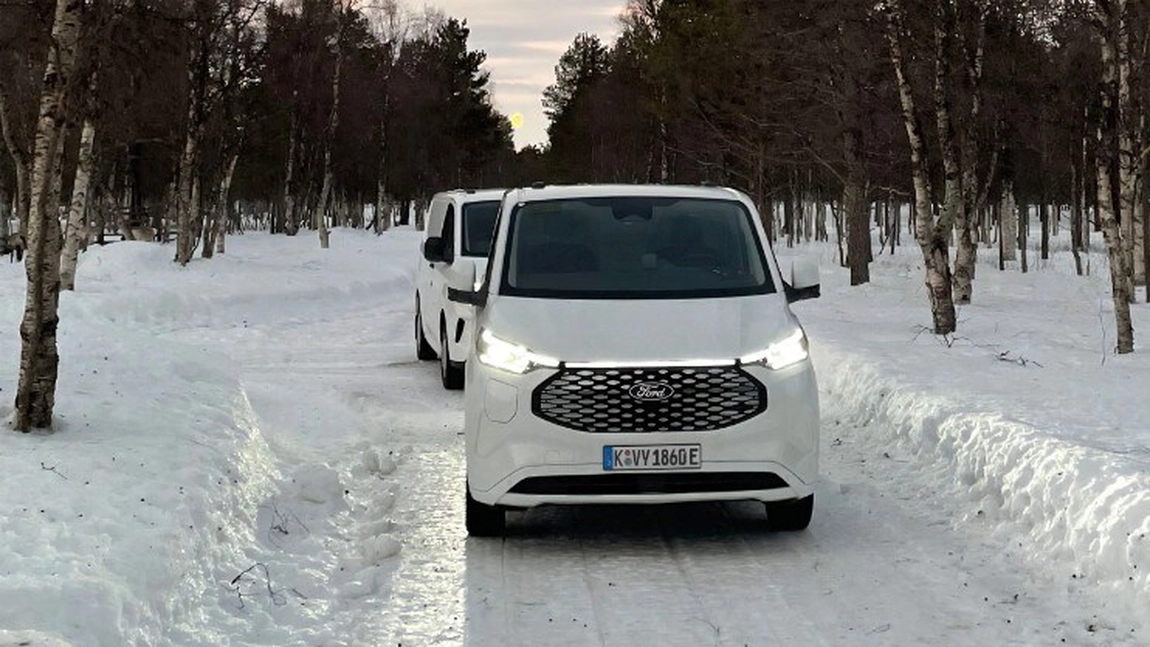 Tehnologia care ajută vehiculele electrice Ford să parcurgă mai mulți kilometri iarna. Soluția inovatoare Ford Pro și impactul asupra pieței de piese auto din România – Piese-Ford.ro