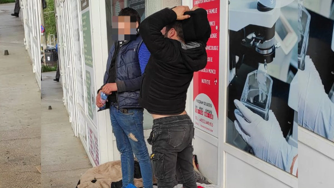 Scandal la prima oră, în centrul Iașului! Locatarii unui bloc sunt terorizați de un grup de indivizi din județul Neamț: „La un moment, erau 12 adunați”