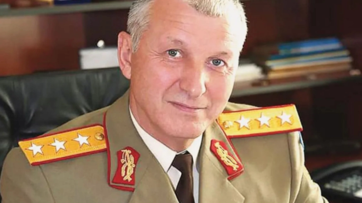 Generalul în rezervă Virgil Bălăceanu afirmă că România nu este în stare să aibă aprobată o lege de pregătire a populaţiei pentru apărare: „O ţintă uşor de lovit şi de cucerit”
