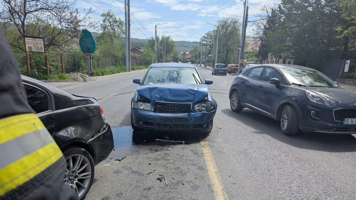 Accident rutier în Bucium. Carambol cu patru autoturisme