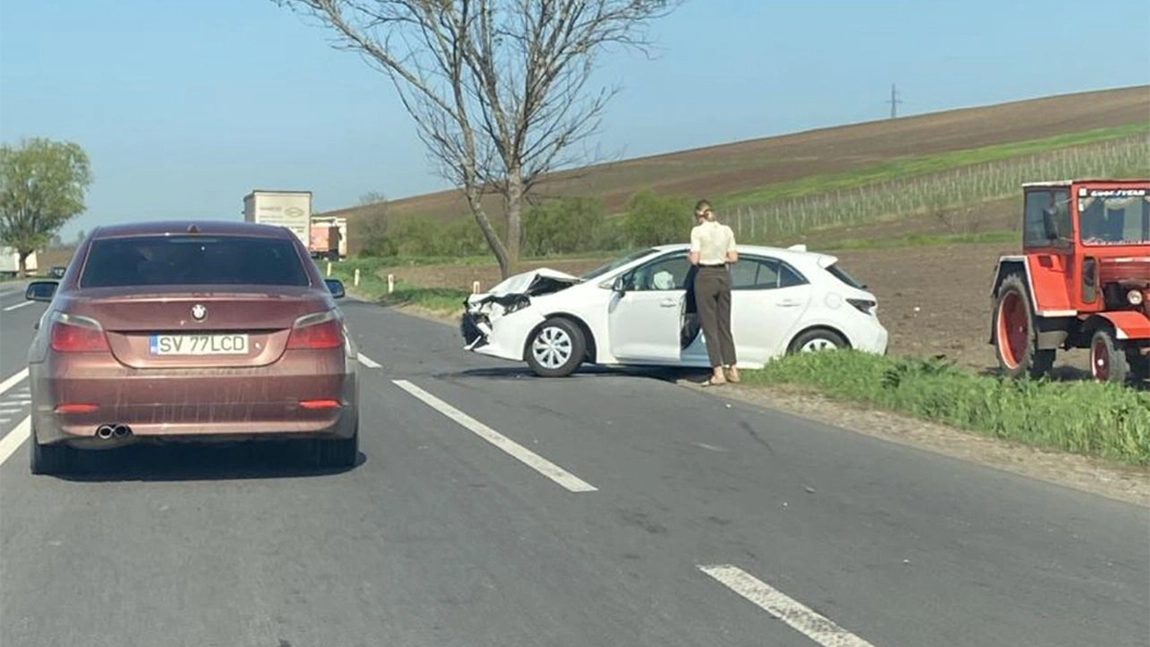 Accident rutier în Podu Iloaiei, anunțat prin eCall. Un autoturism a fost implicat