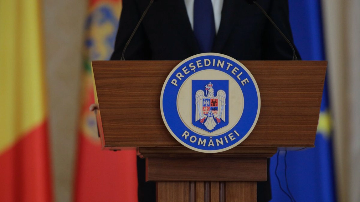 Administraţia Prezidenţială a publicat achiziţiile publice pe primul trimestru al anului. 10.179,26 lei doar pentru flori tăiate