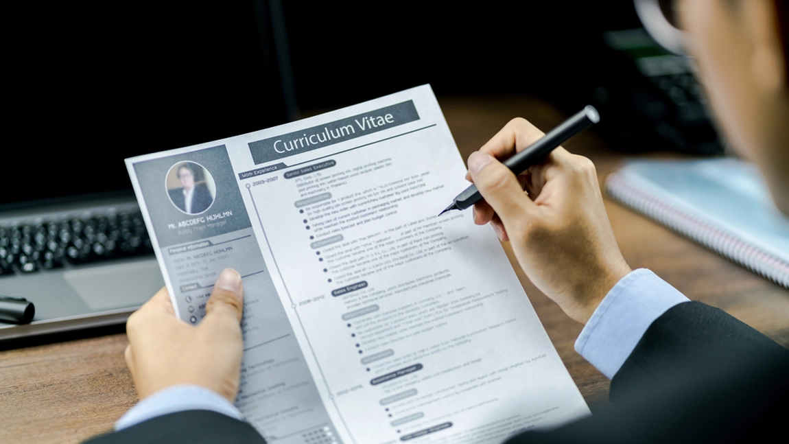 Cum se face un CV și ce trebuie să conțină? Iată ce trebuie să știi!