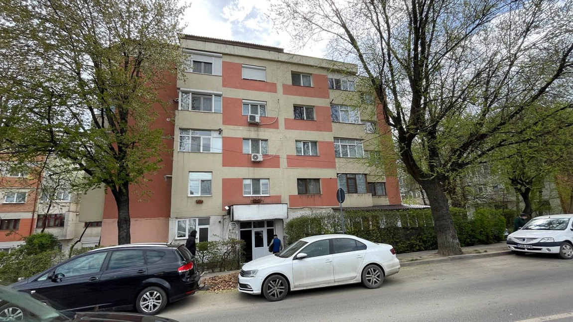 În acest bloc din Iași ar trebui să fie cele mai scumpe apartamente din tot orașul. Motivul: A fost construit pe un sistem care îl face rezistent la cutremure de până la 8 grade pe scara Richter
