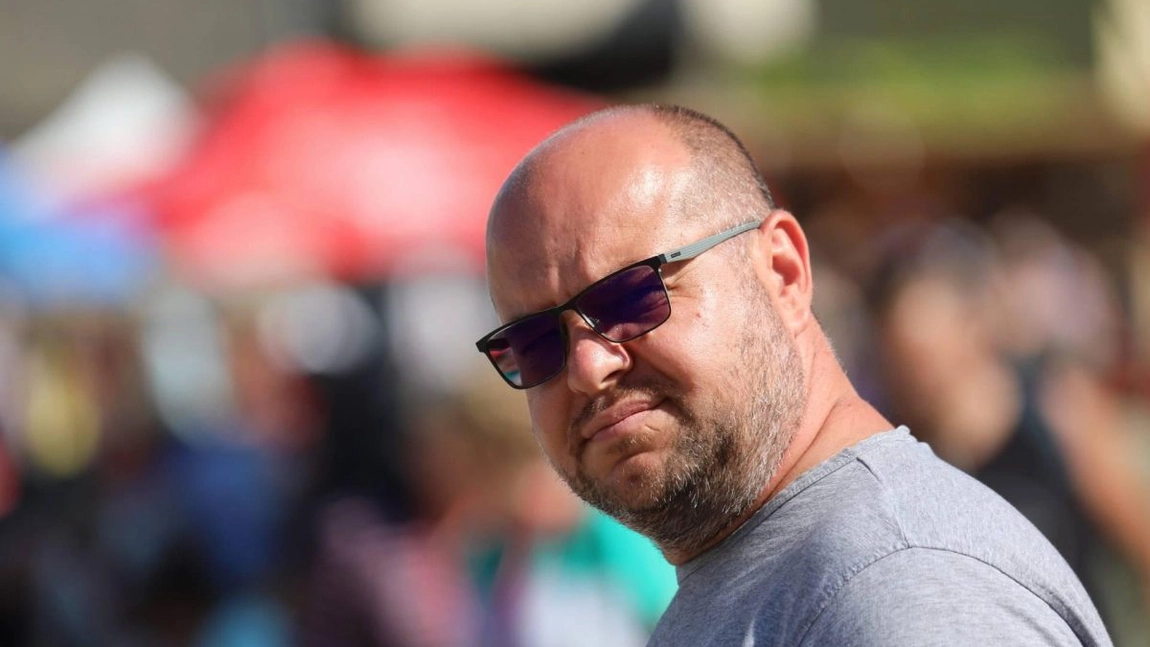 Libertatea de exprimare, sub asediu! SUA reacționează dur, în timp ce România continuă să cenzureze rețelele social media. Vloggerul Bogdan Dumitru: „Aveţi bots care fac raportări automate pe conturile celor care nu vă convin”