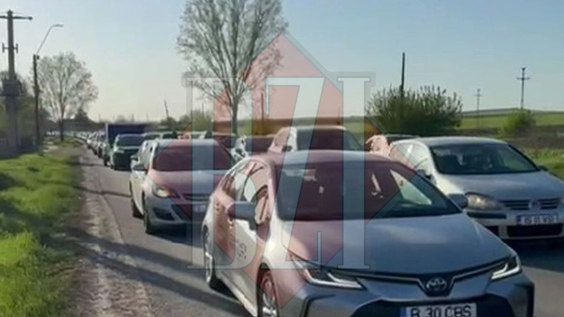 Se întorc ieșenii din vacanța de Paște! Coadă kilometrică la intrarea în Iaşi