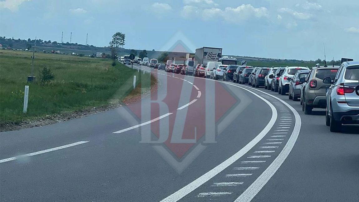Apelul comunității ieșene pentru oprirea blocajului între Lețcani și Podu Iloaiei: „2 kilometri de suferință”