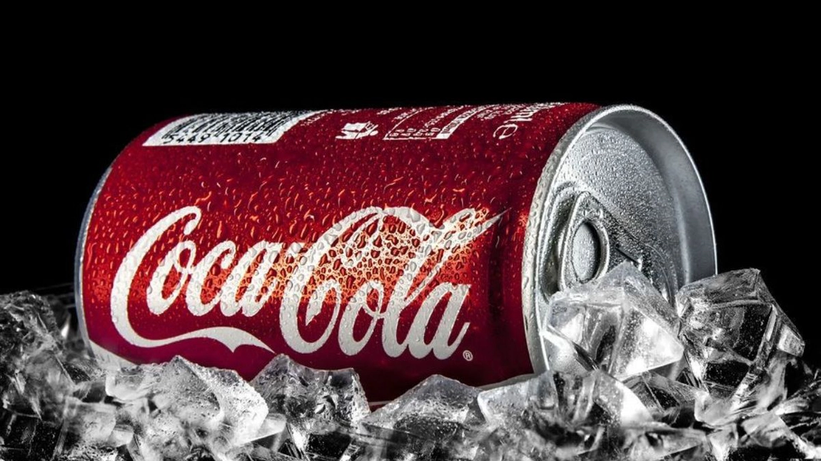 Danezii boicotează Coca-Cola în semn de protest față de Trump. Cine are de câștigat