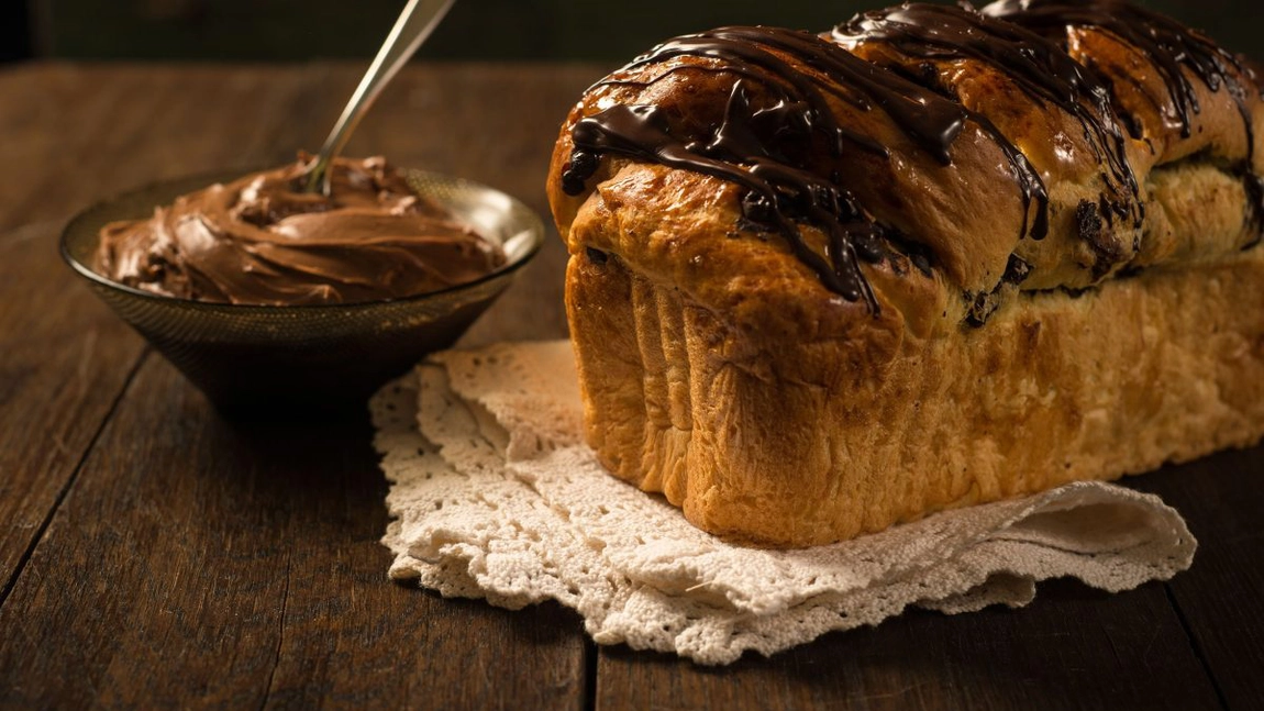 Cozonac cu nutella și nucă, rețeta care te va face să uiți de cea clasică – Este ideal pentru sărbătorile pascale