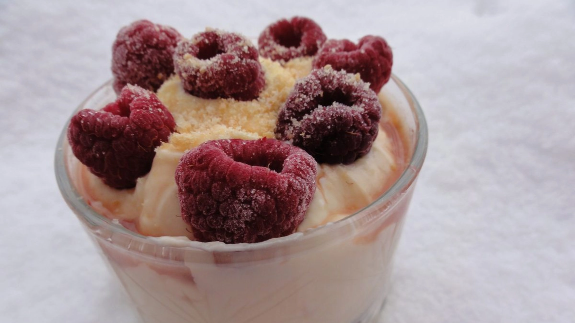 Desert rapid cu mascarpone – Rețetă delicioasă, fără coacere și gata în doar 10 minute
