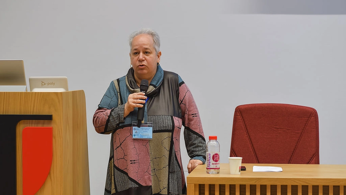 Profesorii implicați în organizarea olimpiadelor școlare nu sunt remunerați. Emanuela Cerchez, profesor de informatică la Colegiul Național „Emil Racoviță” Iași: „Munca este voluntară din respect pentru copii”