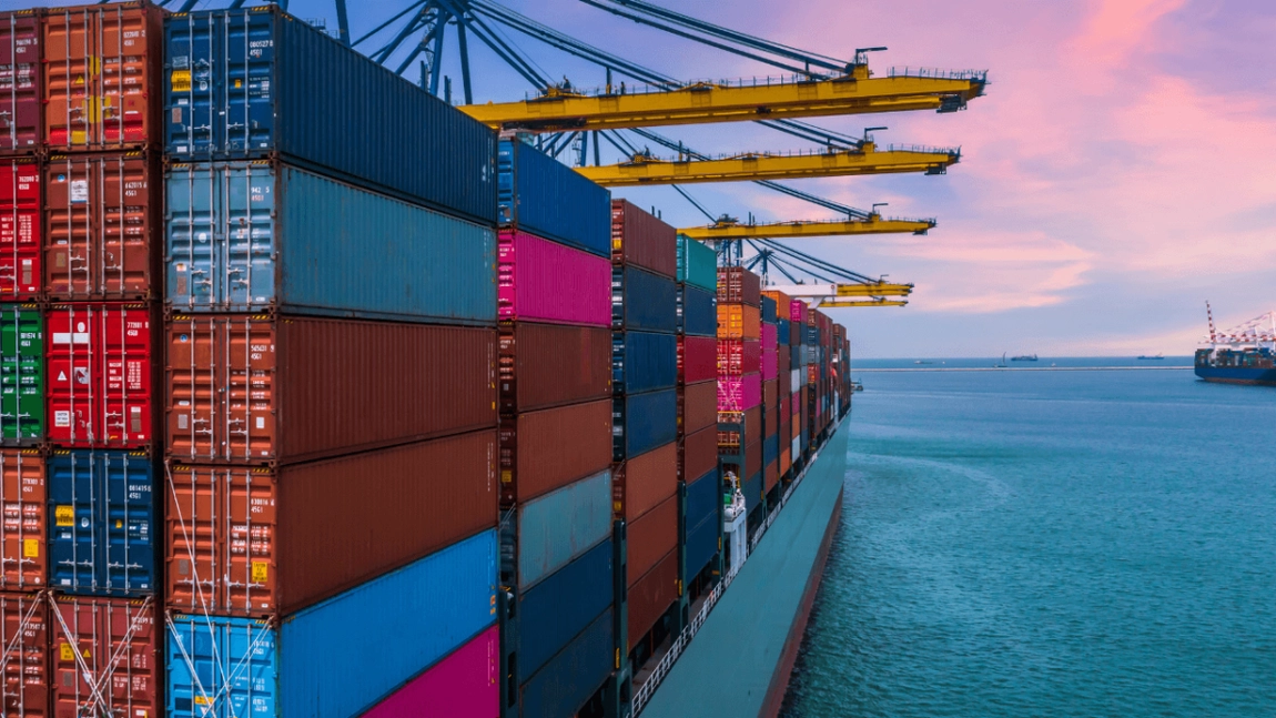 Iașul a exportat mai mult în 2024, dar a importat și mai mult: deficit comercial în creștere