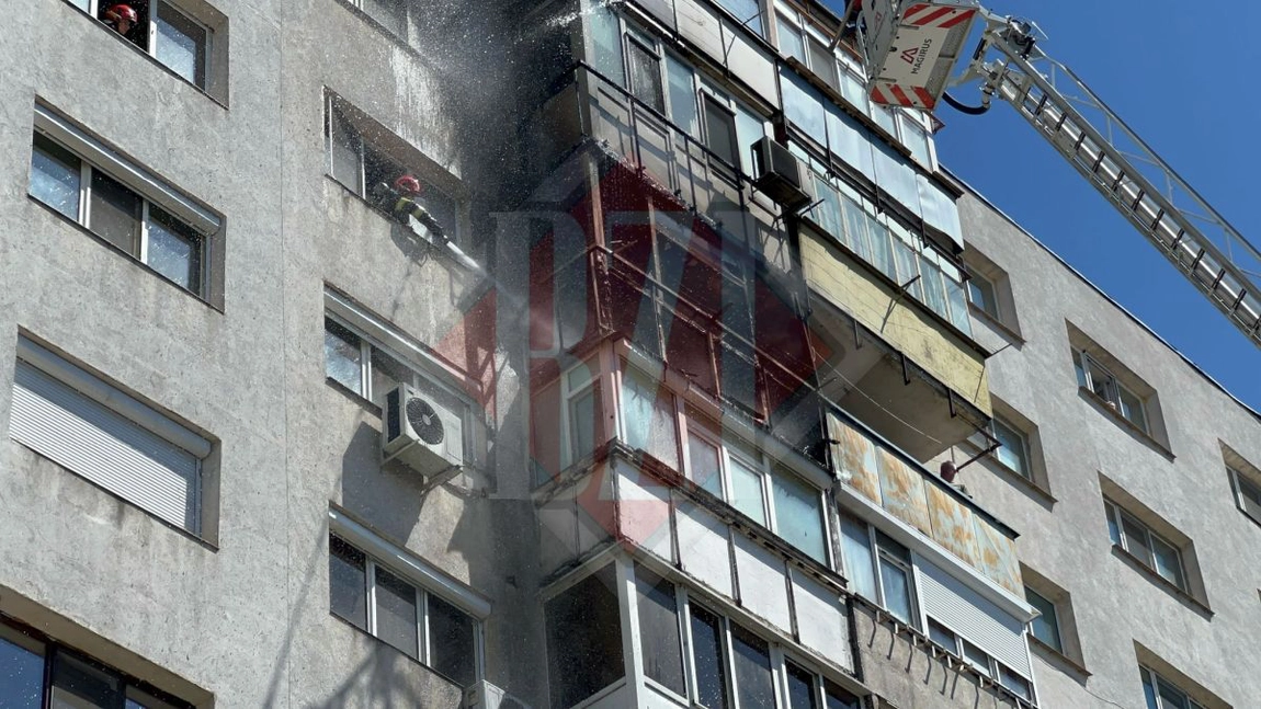 Incendiu puternic în municipiul Iași. Un apartament a luat foc