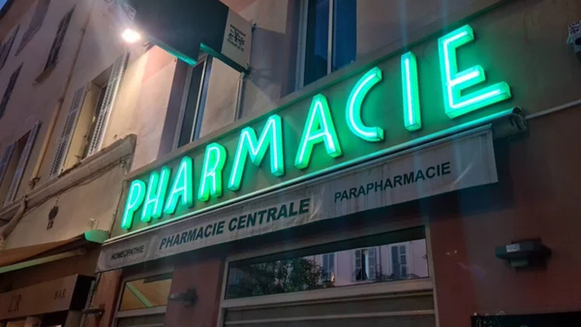 Acestea sunt spitalele și farmaciile ce vor fi de gardă în zilele libere de Paște
