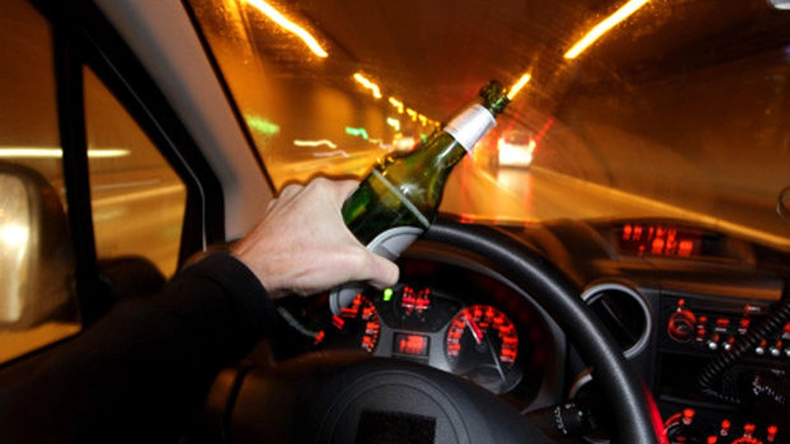 Un ieșean s-a urcat beat la volan după ce a ieșit cu prietenii. Iată ce scuză a găsit bărbatul în instanță
