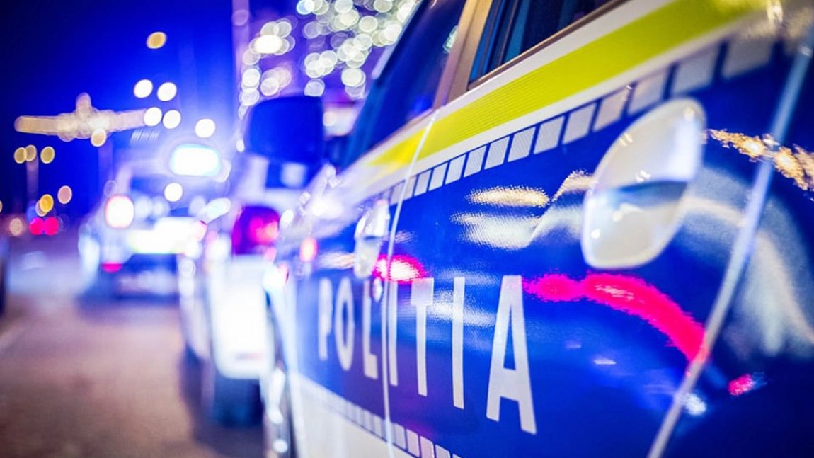 Polițiștii ieșeni au pus în aplicare un mandat de arestare pe numele unui tânăr, de 27 de an. Ce acuzații i se aduc