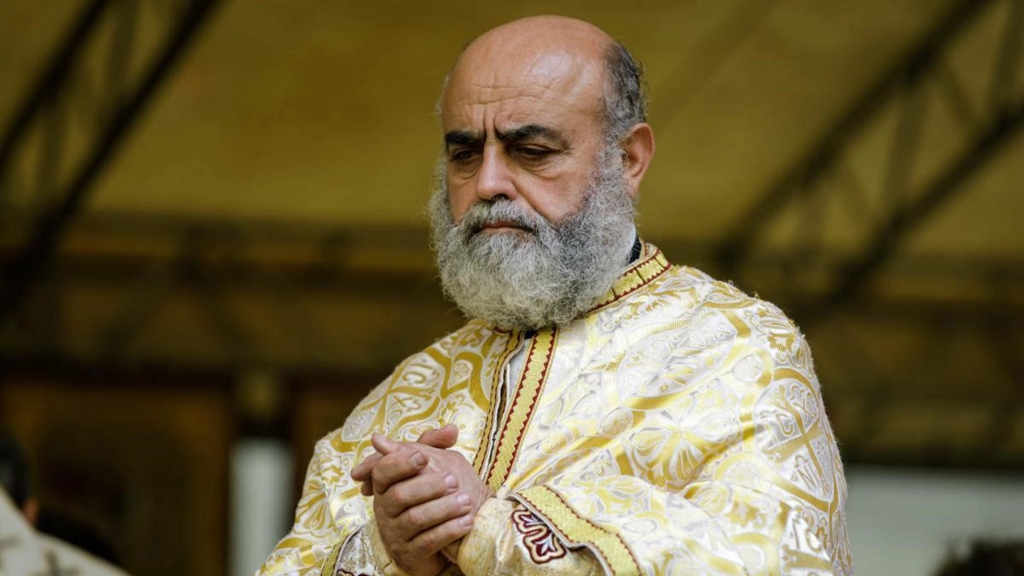 Acesta este unul dintre cei mai bogați preoți din Iași! Parohul Petrică Lehaci deține o vilă cochetă în Moara de Vânt: „Averea mea este Hristos” 