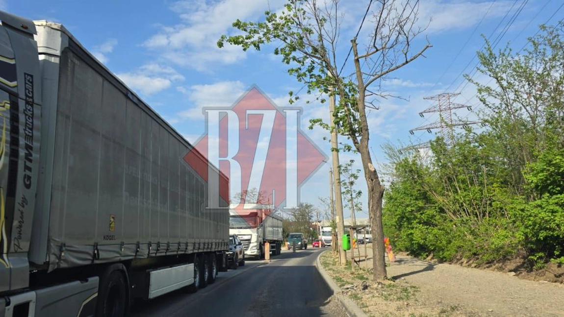 Traficul a devenit un adevărat test de răbdare pentru șoferii care circulă în zona Poitiers din Iași