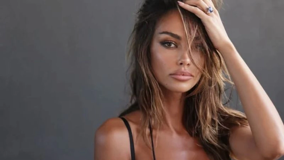 Mădălina Ghenea, imagini incendiare cu cea mai frumoasă româncă! Cum poate să arate actrița la 37 de ani!