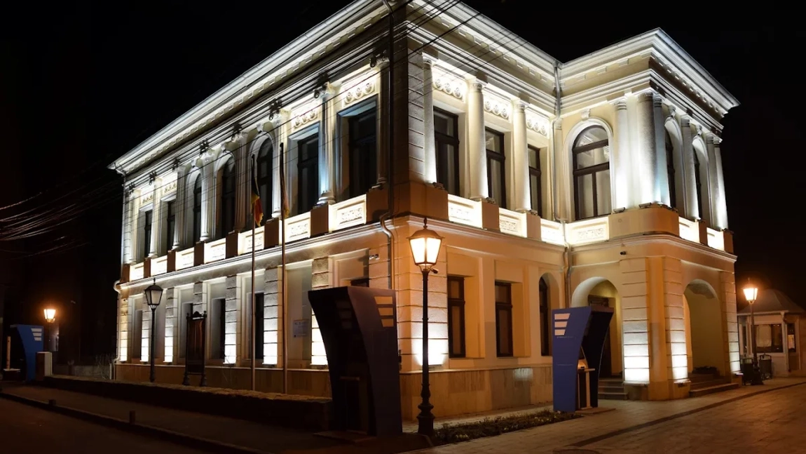 Noaptea Muzeelor 2025 la Muzeul Municipal „Regina Maria” din Iași – expoziții, artă și istorie